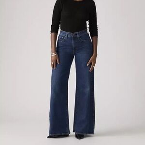 Levi’s 728 High Rise Wide Leg Woman’s Jeans in size 25